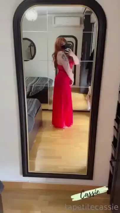 Daily explicit content on tapetitecassie 