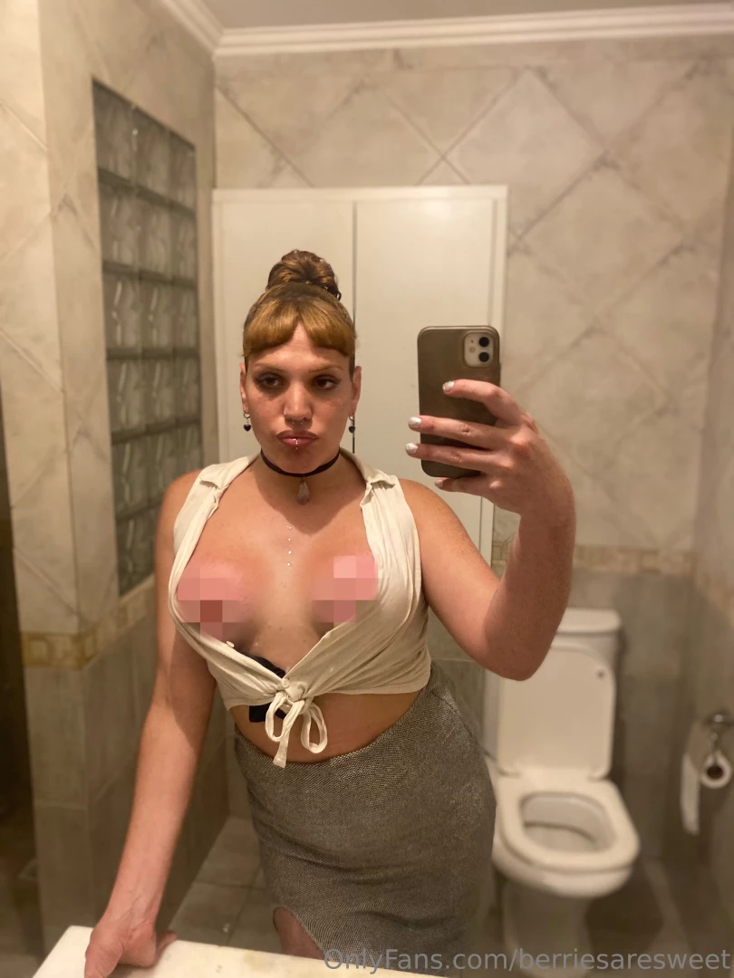 Uncensored pics here berriesaresweetvip part 2 