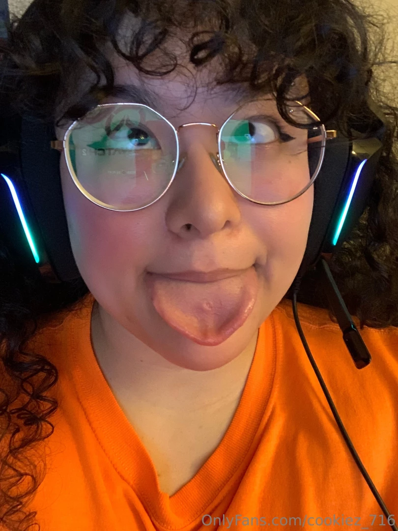 Lol the reflection in my glasses 