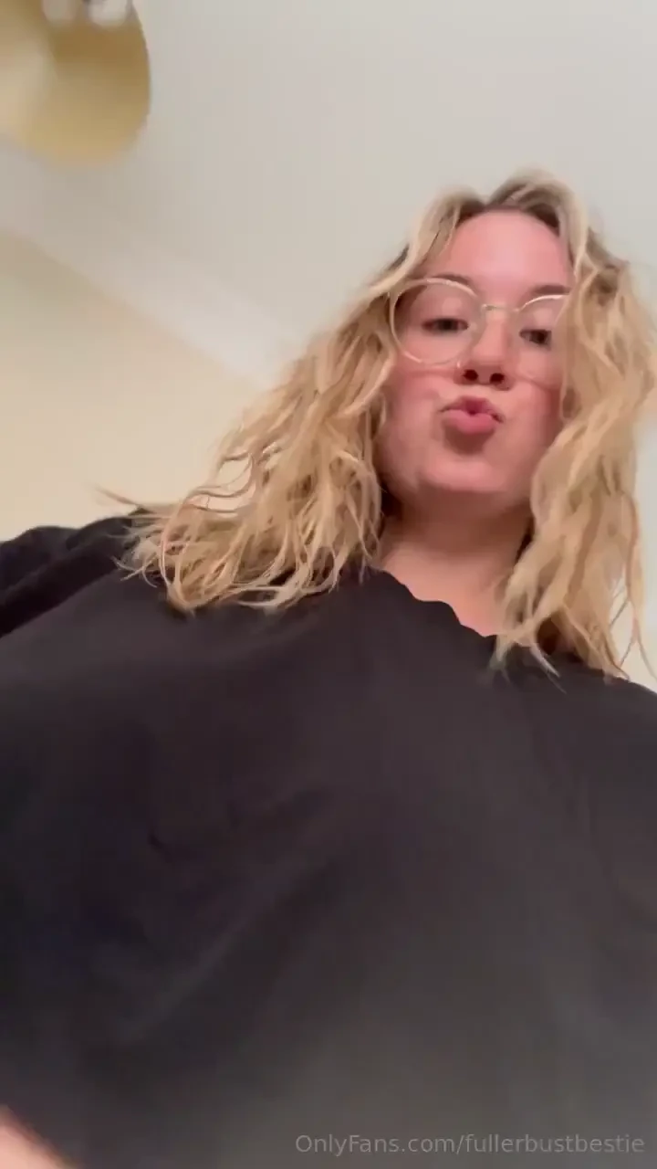 Switching up this tip tuesday tip 10 for the full boob bouncing video 