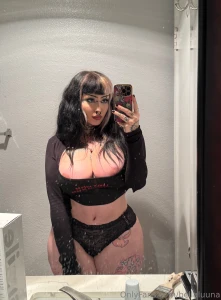 Yes i know my mirror is dirty but so is my mind