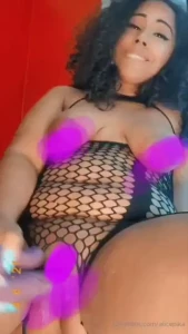 I know you wanna see this uncensored look at all the cum wanna taste