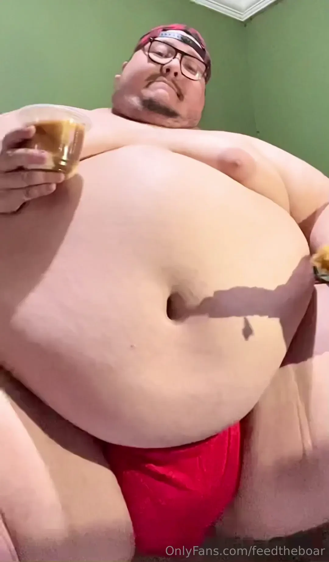 Some snacks that u sent me guys thanks for make this little piggy well 