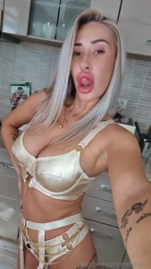 adelinexxx - Hi babe have nice day 