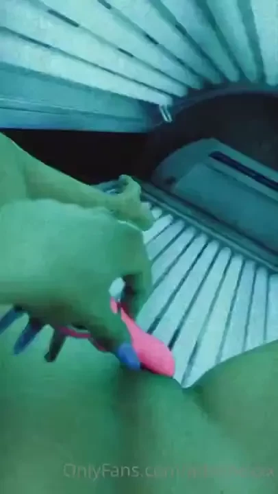 New clip m ine n privat c nd m-am masturbat n solar 