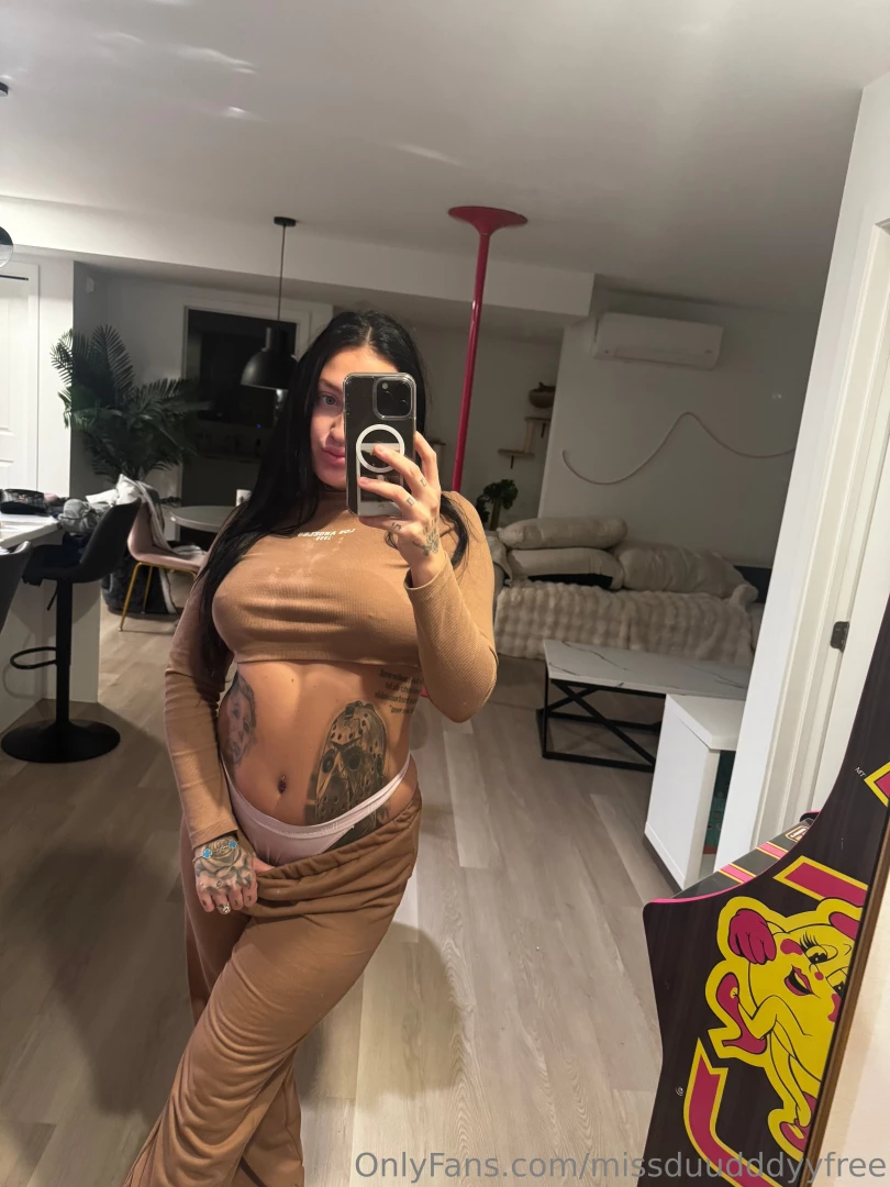 Im sooooo horny right now 