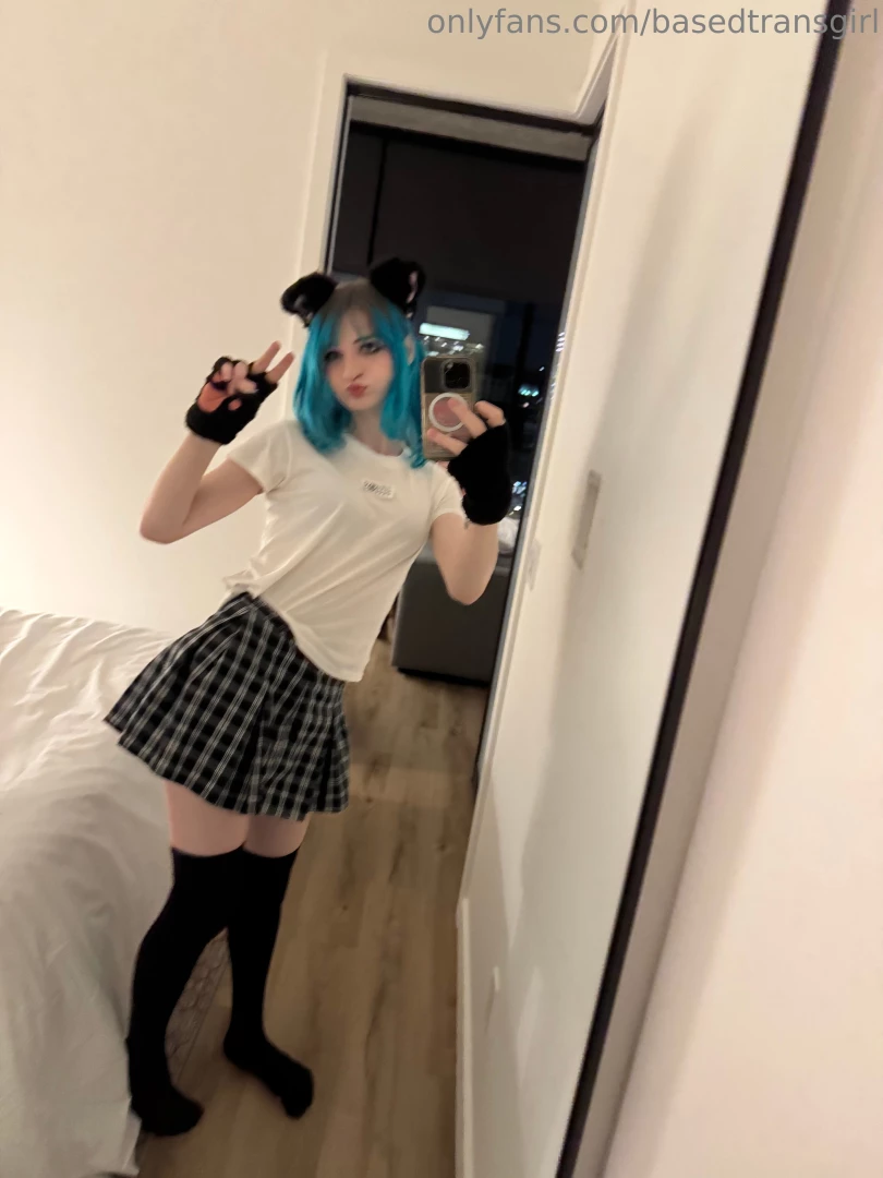 That s one freaky kitty u got there 