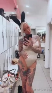 This bunny wants your cock cum play i m wet and ready for you baby mmm