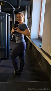 Just trying to learn to pose in the gym since nobody s here now part 3