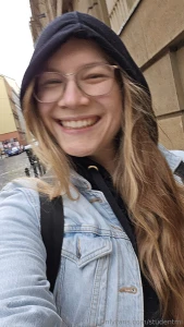 Does anybody know how to hide a body part 1