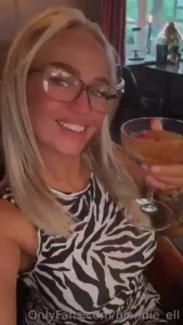 Cheers to great weekend wanna see my vip subscribe here and i want to