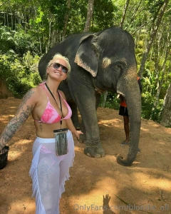 Craving more follow for a vip menu of desires https onlyfans com