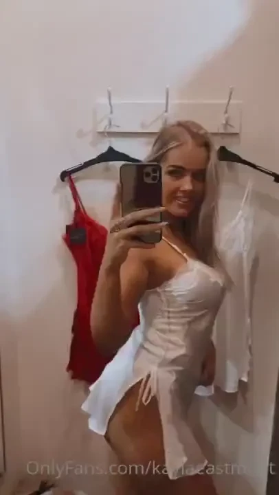 Whoever tips me 10 will receive an exclusive photo set of all the 