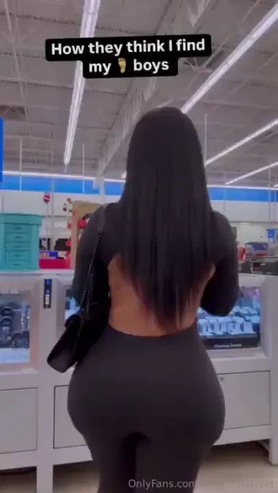 Ayishadiazfeet 
