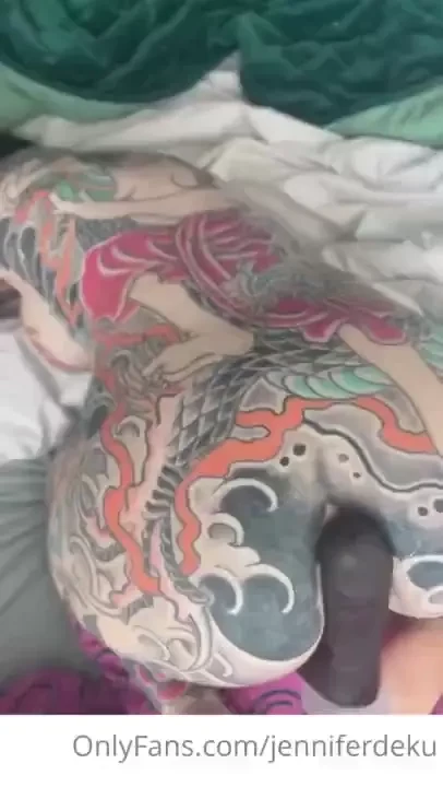 Here s the censored preview to the video i just sent to your dms 