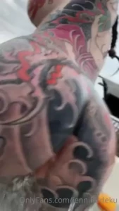 I know fucking in water low key sucks but the idea of it is looking