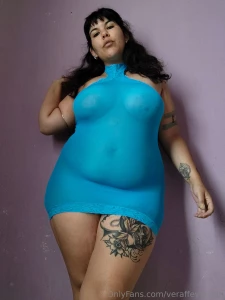 Do you think it looks good on me part 4