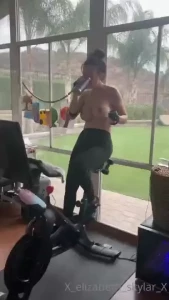 Xelizabethskylarx1 part 6