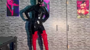 I m so in love with my new dungeon studio i ve got so many new toys