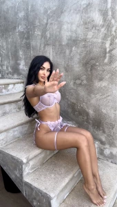 Confidence shines curves and all
