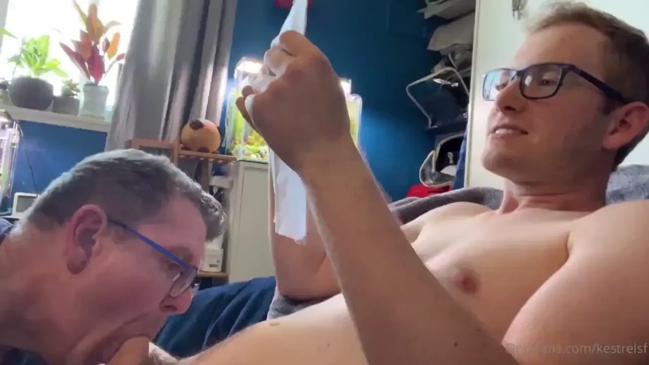 Ok super random question divepup is studying for the ca cdl commercial 