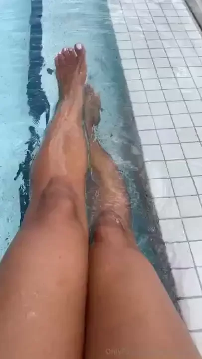 Good morning from the pool 