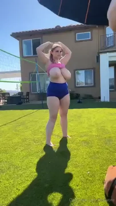 Behind the scenes here s a little video from that shoot so you can 