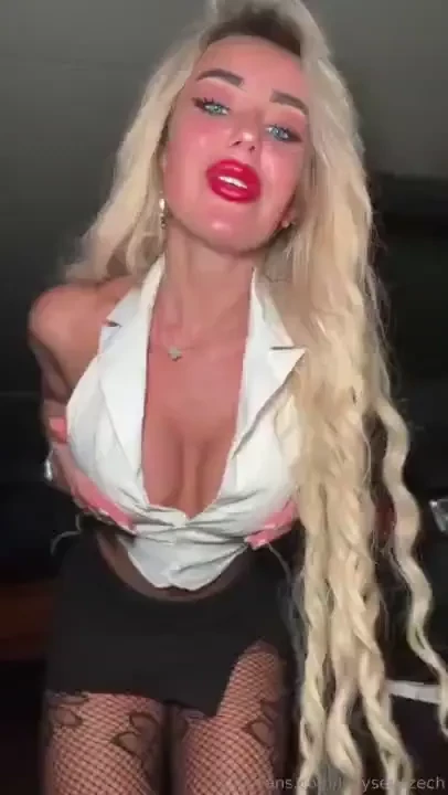 Dneska je mezin rodn boyfriend day tak jsem si pro tebe n co p 