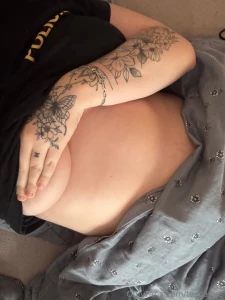 Nudim se poj te si ps t