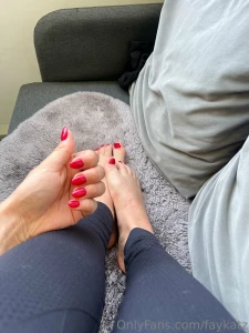 Getting a new set of nails but cant pick a colour what should i get