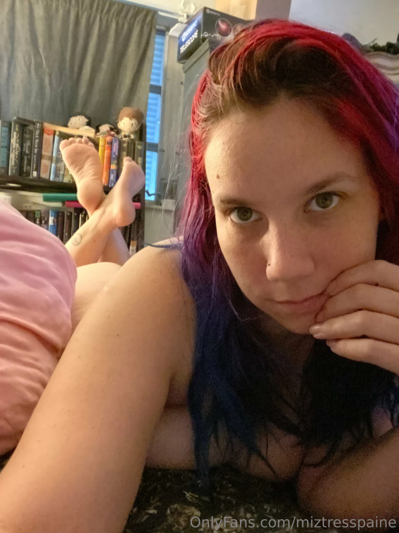 Feet hurt rub them for me 