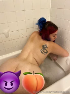 Have a beta friendly fap to my censored photo or unlock and pretend