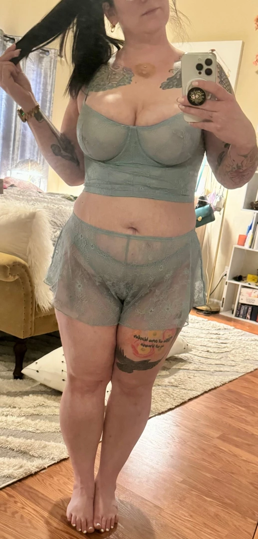 I m dressing as an angel for an event this weekend just missing my 