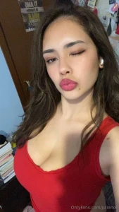 Wanna see what i got for you dm me babe