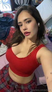 Wanna see my tits jiggle jiggle