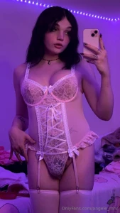 I may be too hot for you baby