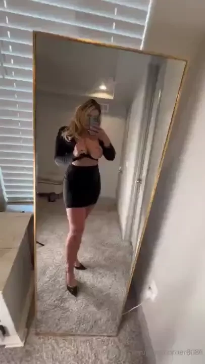 I love a good date night especially when it ends up with my pussy 