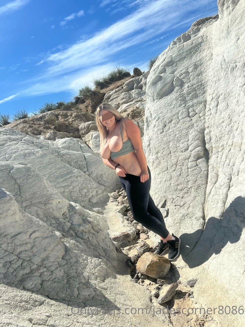 Would you fuck me on a hike 