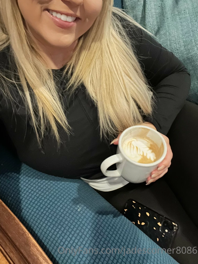Wanna be my coffee date promise i m not wearing a bra or panties 