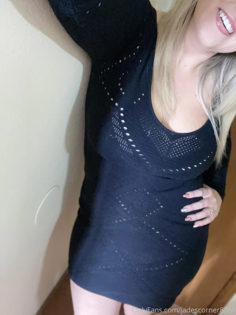 Wanna go christmas shopping with me 