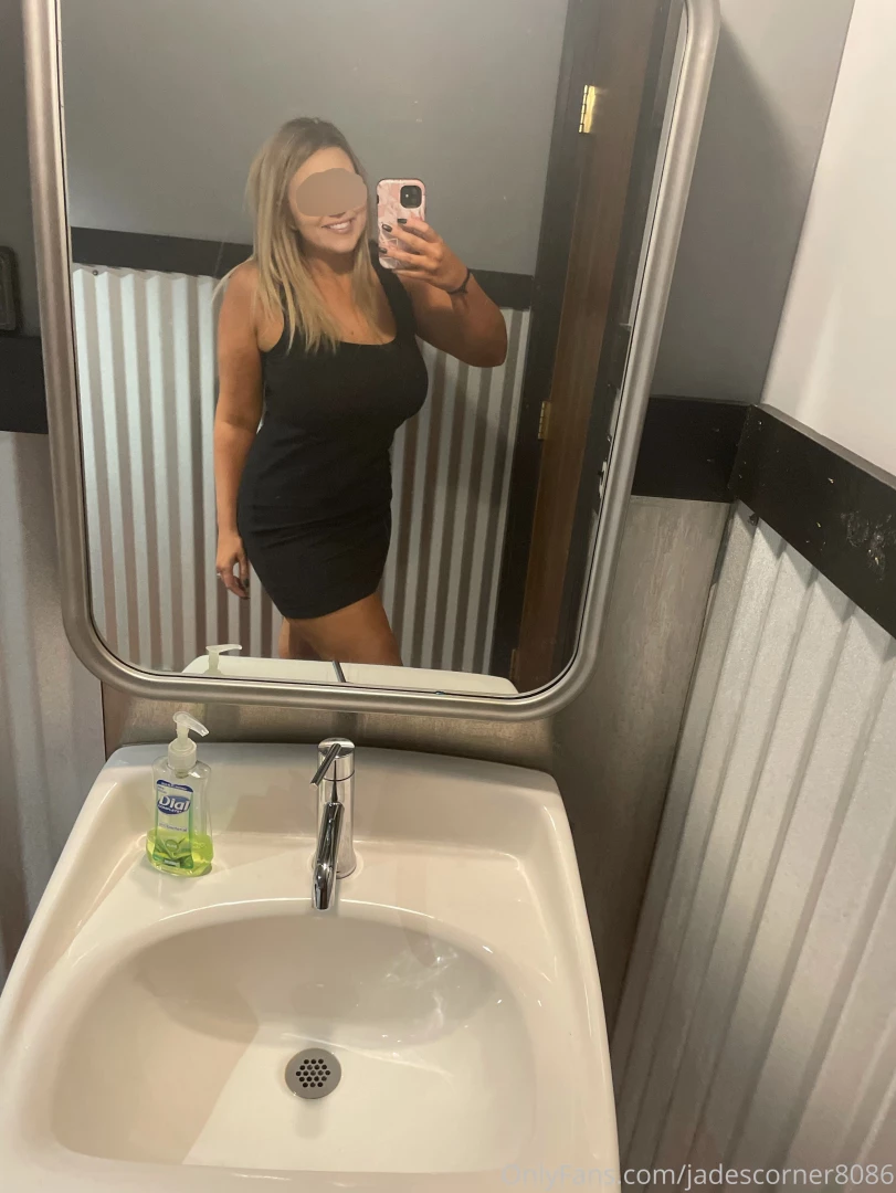 What everyone at the coffee shop wants to see but only you get to 