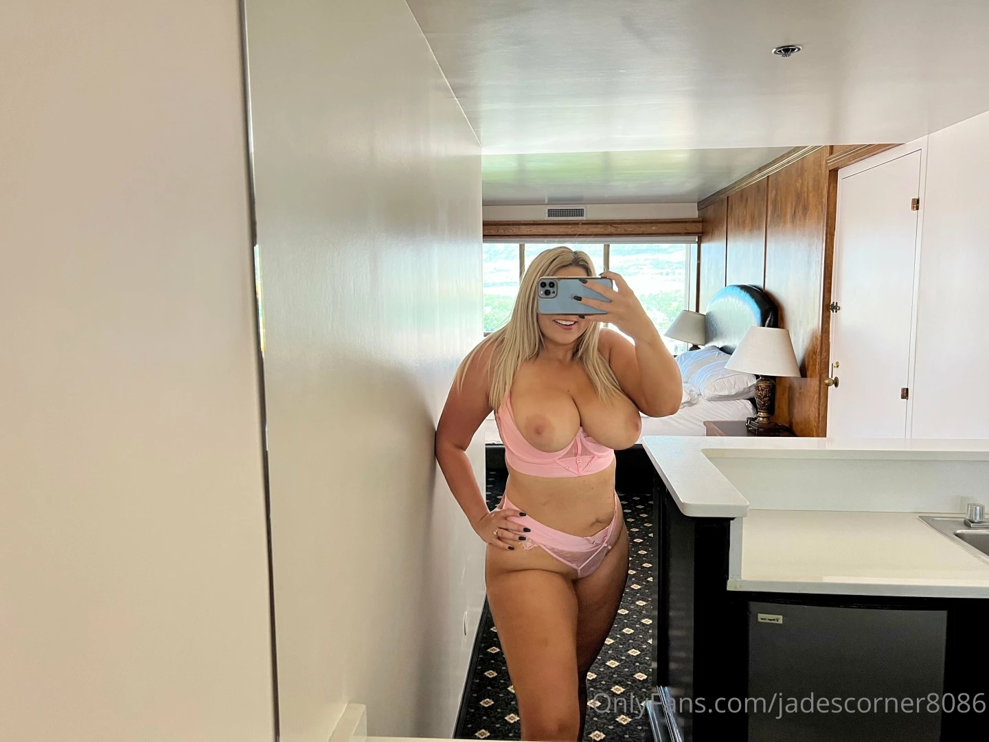 The perfect mirror to fuck me in front of 