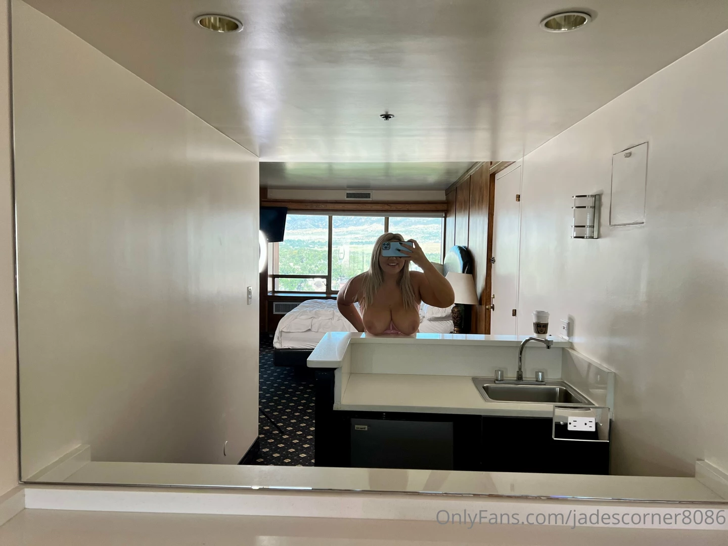 The perfect mirror to fuck me in front of part 1 