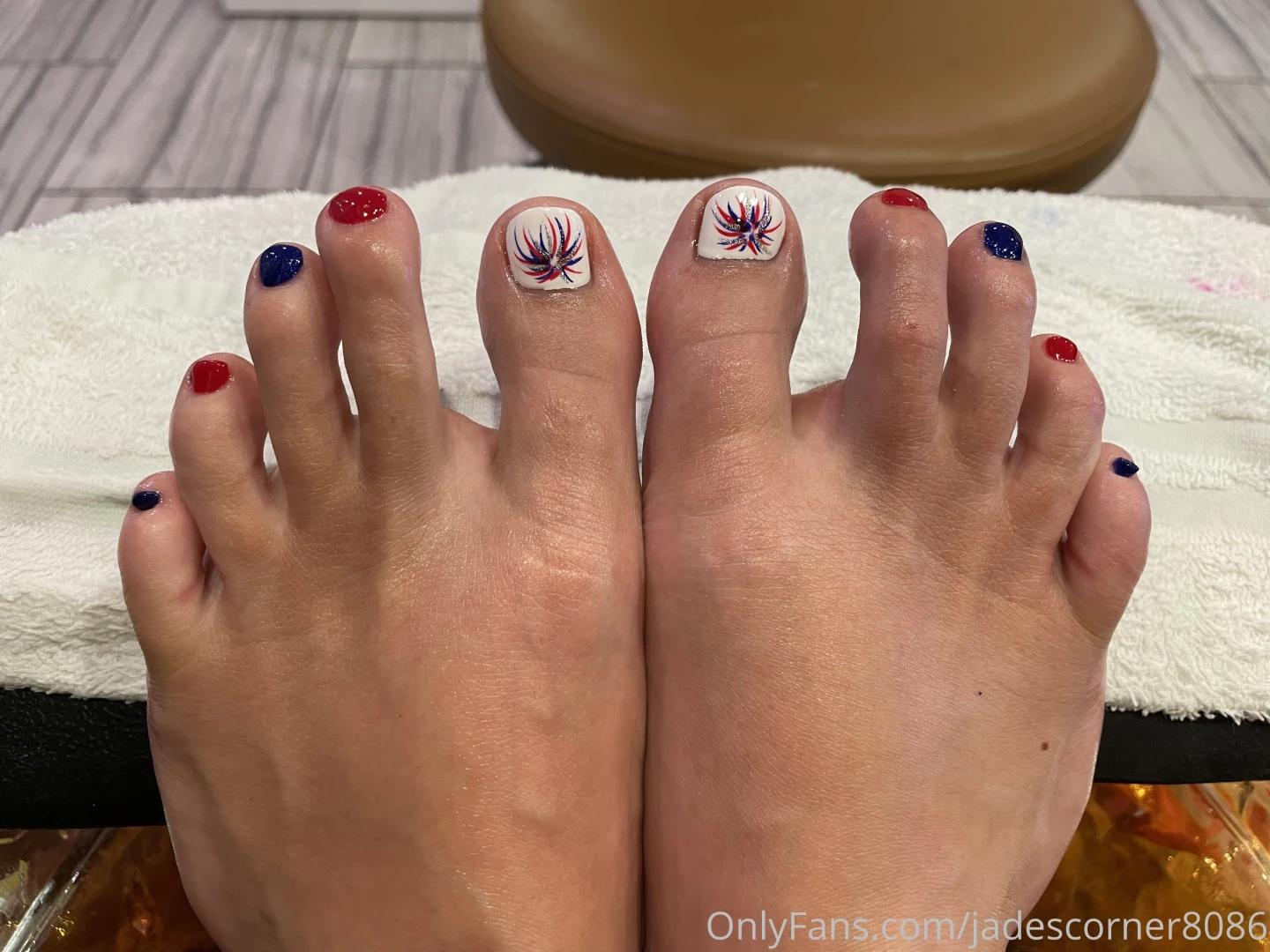 My toes are vacation ready 