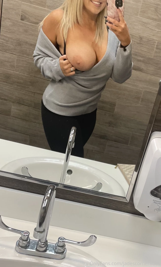 Second weekend in a row at the airport naughty weekends are the best 