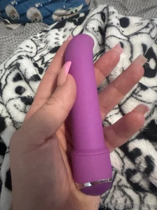 Cleaning my closet out time for a fresh start and new wardrobe btw