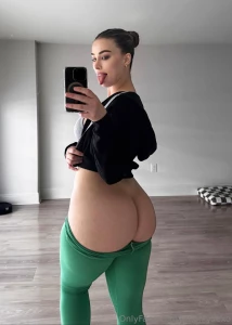 Your girl is here to make your night unforgettable daddy