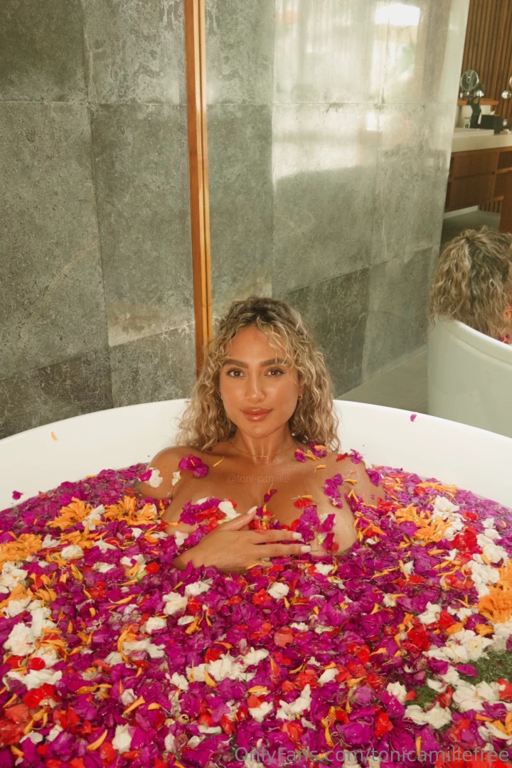 I love a flower bath 