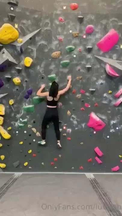 Hi here s a video of me failing at climbing earlier i had a lot of fun 