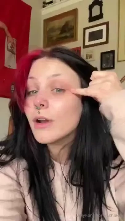 Me just being a lil b tch about my eyes getting irritated plz don t 